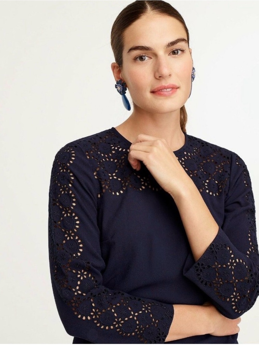 NWT - J.Crew Laser-cut eyelet dress in 365
crepe-AK222 - Picture 2 of 7